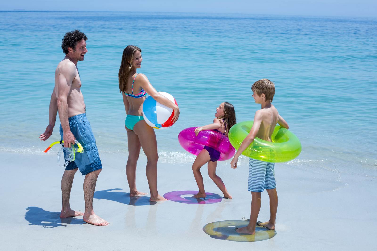 familia en la playa